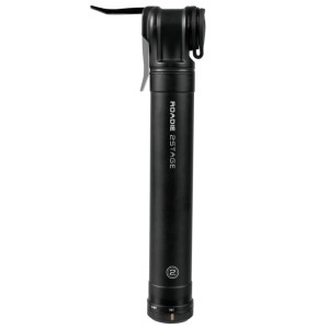 Schwarze Topeak Roadie 2Stage Handpumpe für Rennräder. Kompakte Luftpumpe mit 2-Stufen-Druckwahl zum Reifen befüllen.