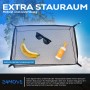 24MOVE Campingtisch: Netz mit Banane, Sonnenbrille und Sonnencreme für extra Stauraum.