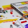 Daler-Rowney Acryl Malset, 25-teilig mit Farben, Pinsel und Palette.