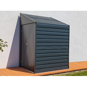 Spacemaker Metall-Gerätehaus, 2,4 m², grau, mit Spitzdach und Tür. Ideal zur Aufbewahrung im Garten.
