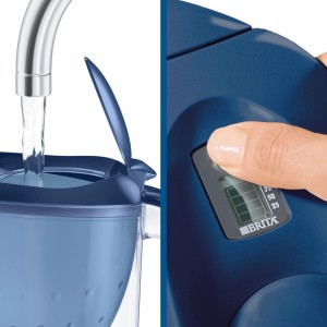 Brita Marella Wasserfilter-Kanne blau mit 3 Maxtra+ Kartuschen und elektronischer Wechselanzeige.