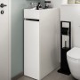 Weißes Anstellregal mit Schubkasten im Badezimmer. Bad-Standregal für mehr Stauraum.