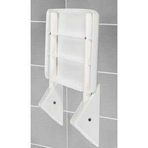 Wenko Duschklappsitz Secura Weiß, hochgeklappt an grauer Wand.