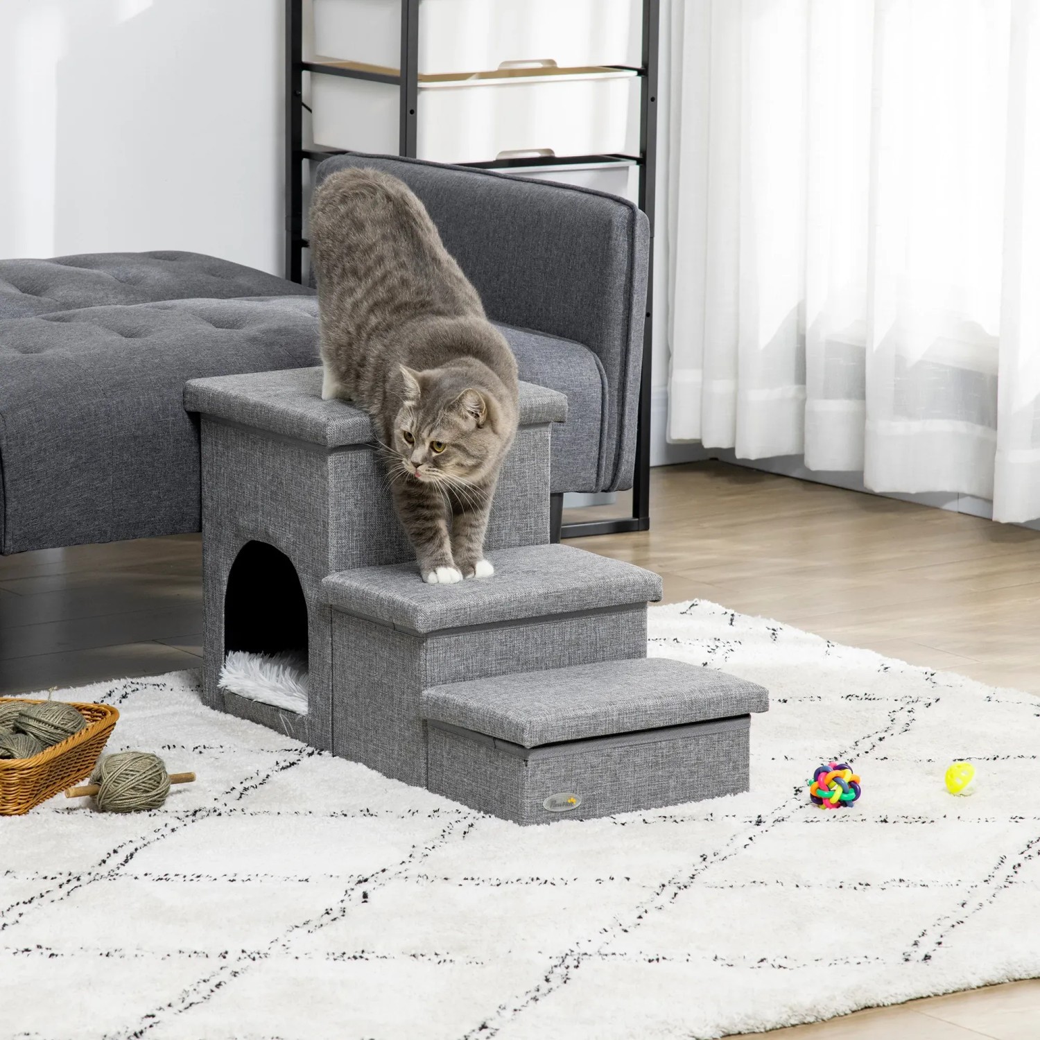 Graue PawHut Hundetreppe mit 3 Stufen, Höhle und Stauraum, Katze darauf.
