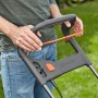 Gardena Elektro-Rasenmäher PowerMax 1800/42: Detailaufnahme des Griffs mit Bedienelementen.