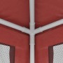 Detailaufnahme: Rotes Partyzelt mit weißem Gestänge und Mesh-Seitenwand.
