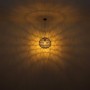 Schwarze Globo Hängeleuchte Senni, Ø 29 cm, mit dekorativem Lichtspiel an der Wand.