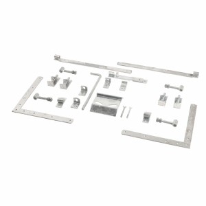 Beschläge für Doppeltor Harmoni Nadelholz Schwarz, bestehend aus Winkel, Riegel, Scharniere und Schrauben.