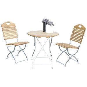 3-teilige Kurgarten-Garnitur aus Robinienholz mit verzinktem Flachstahlgestell. Gartentisch und zwei Stühle.