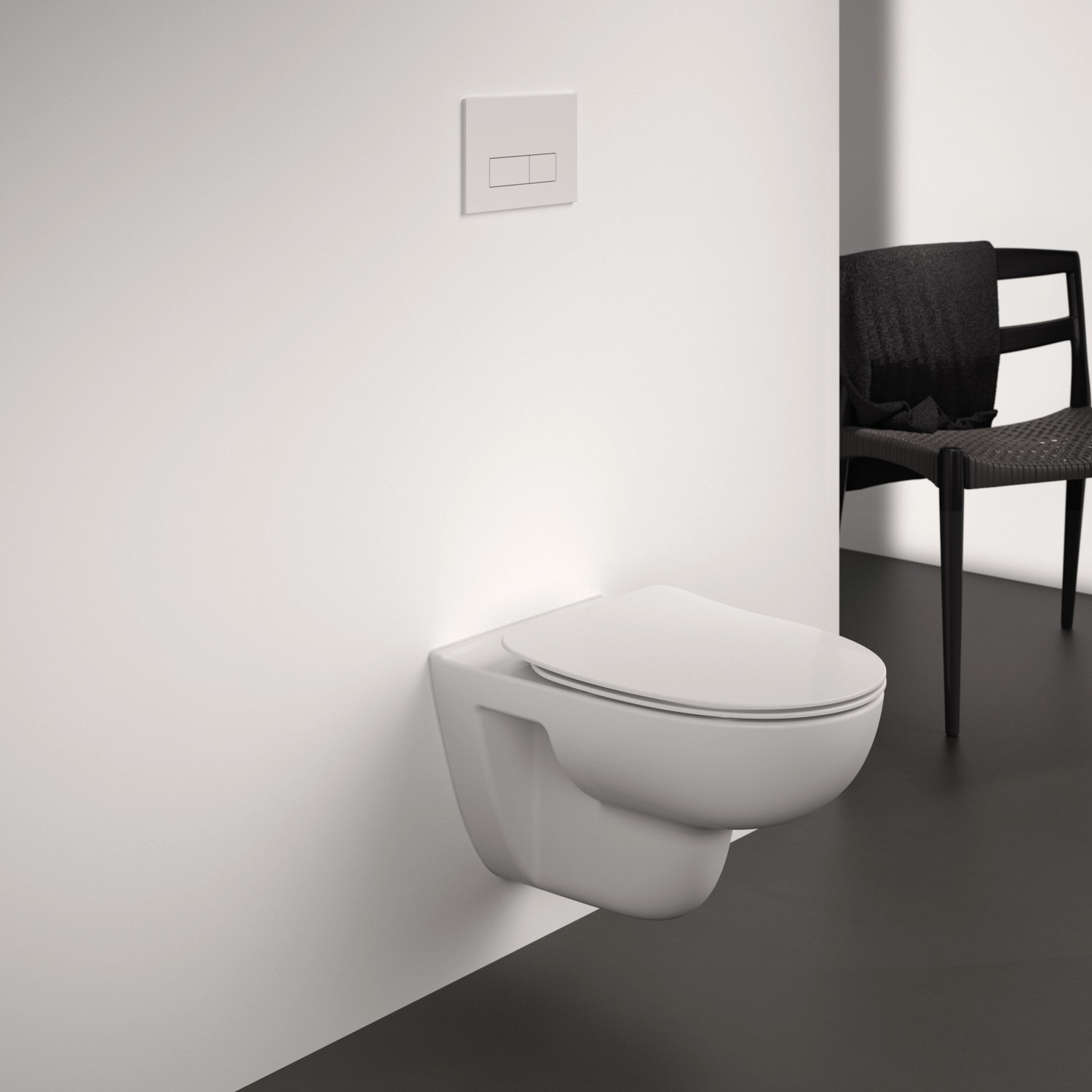 Weißer Ideal Standard WC-Sitz i.life A Sandwich mit schlankem Design an Wand montiert.