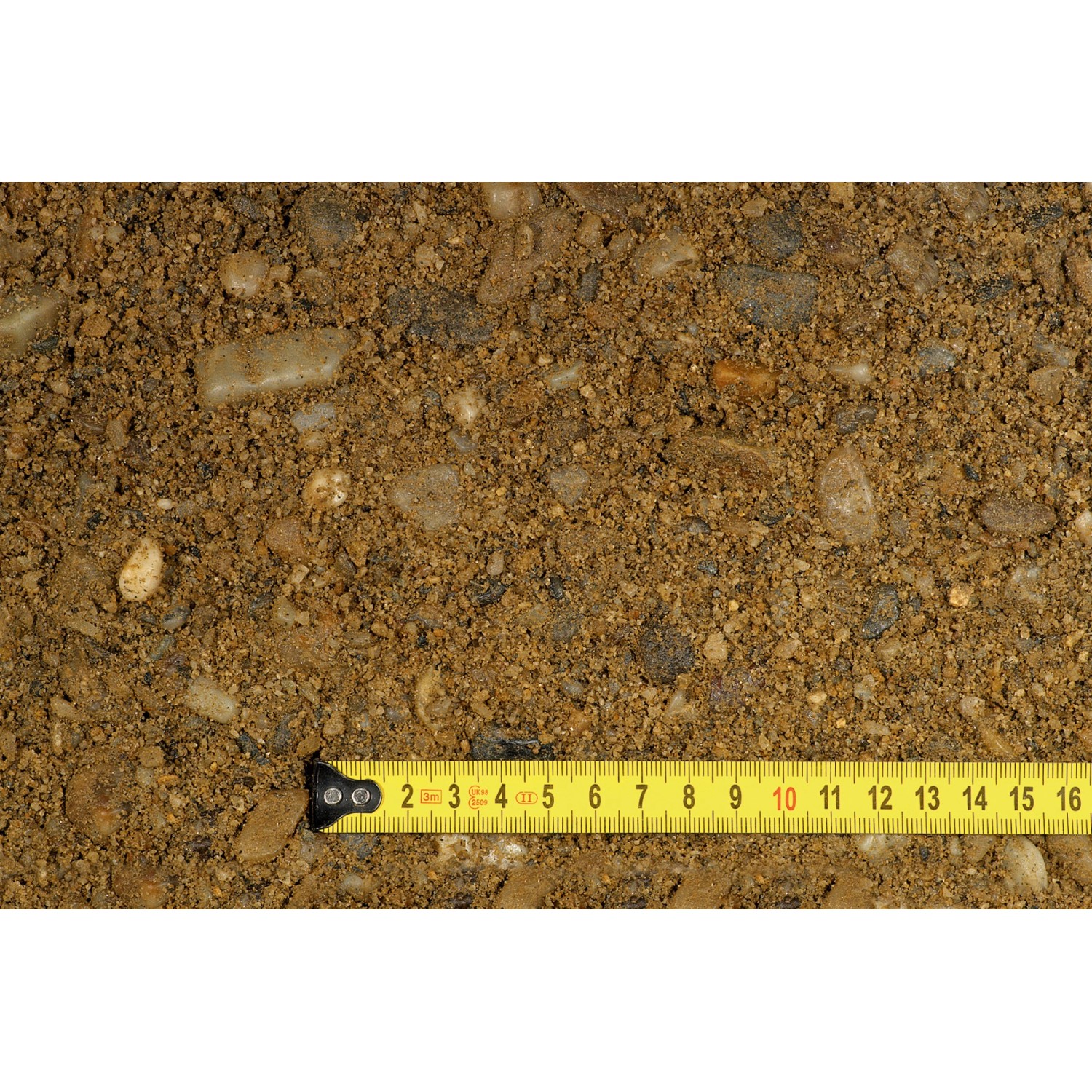 Betonschotter (Betonkies) Beige-Braun 0 - 16 mm 25 kg PE-Sack