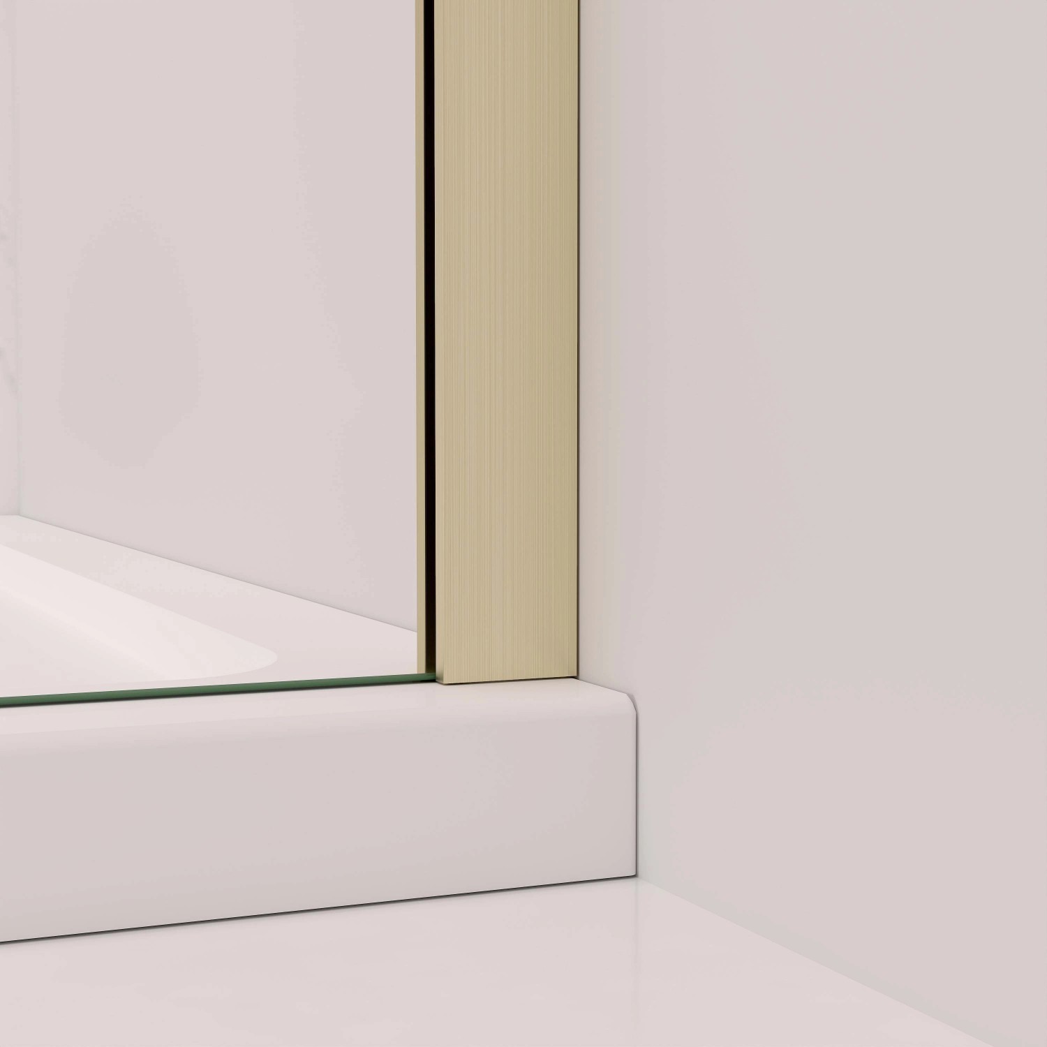 Detailaufnahme: AICA Walk-In Dusche mit goldfarbenem Rahmen und Klarglas Duschwand.
