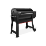 Schwarzer Weber Holzpelletgrill Smoque XL mit Deckel und Untergestell.