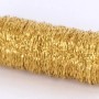 Goldener Bullion Effekt-Draht (45 m) für Schmuckbasteln, auf einer weißen Spule.