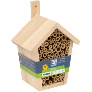 Insektenhaus Pinta aus Holz, gefüllt mit Röhrchen für Nützlinge im Garten.