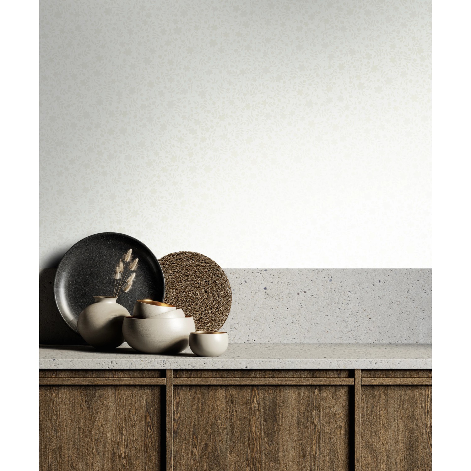 Beige Vliestapete mit floralem Blattmotiv von Marburg, modernes Design für Wohnräume.