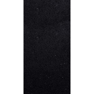 Glänzende, schwarze Bodenfliese aus Quarzkomposit, 60x30 cm, rektifiziert für schmale Fugen.