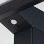 Detailaufnahme der schwarzen Arcchio LED Bürostehleuchte Nelus mit Bewegungsmelder.