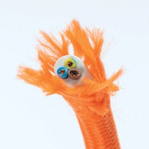 Orangefarbenes 3-adriges Textilkabel von Orion Lightstyle als Meterware.