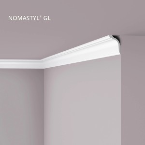 Weiße NOEL & MARQUET NMC GL NOMASTYL Eckleiste im Raum, Detailaufnahme.