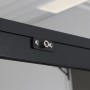 Detailaufnahme des anthrazitfarbenen Aluminiumgestells vom Siena Garden Loungebett Waikiki.