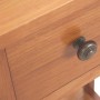 Detailaufnahme: Zeitungstisch aus Eiche mit Schublade und Griff.