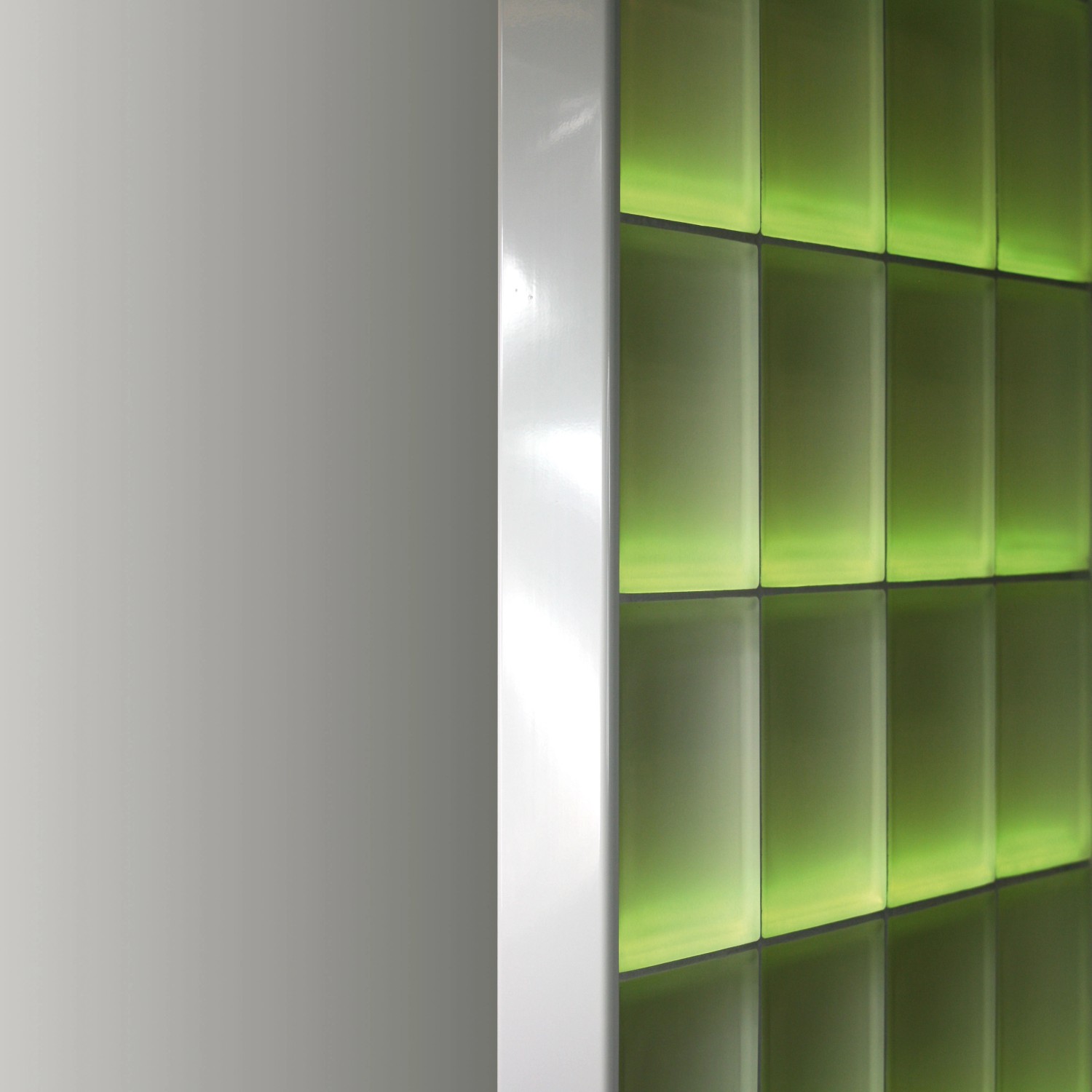 Weißes Abschlussprofil aus Alu, 1,25 m, für Glasbausteine (8 cm)