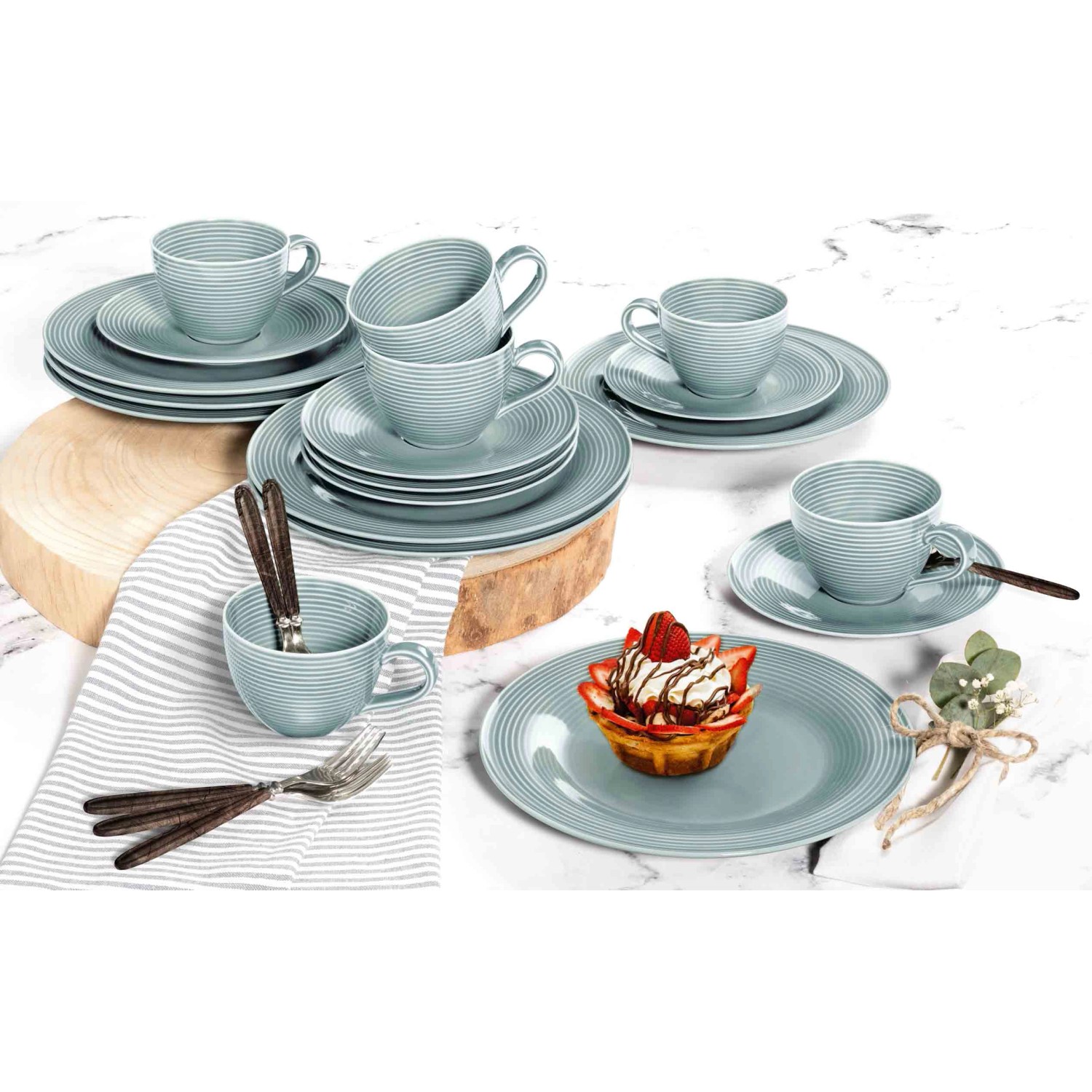 Seltmann Weiden Beat Coor Glaze Kaffeeservice, 18-teilig, arktisblau. Geschirr-Set mit Tassen, Untertassen und Tellern.