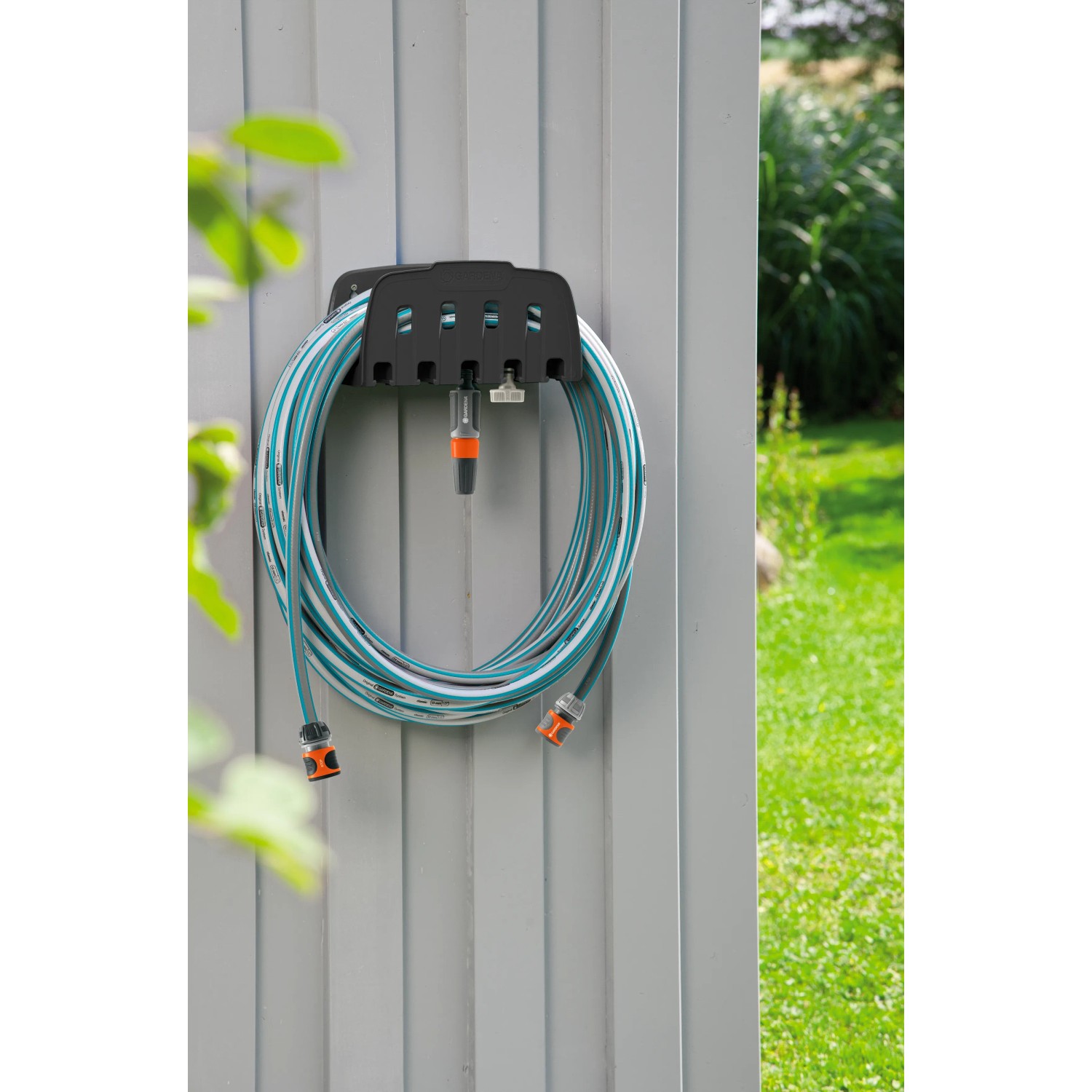 Gardena Wandhalterung Gartenschlauch mit Schlauch kaufen bei OBI