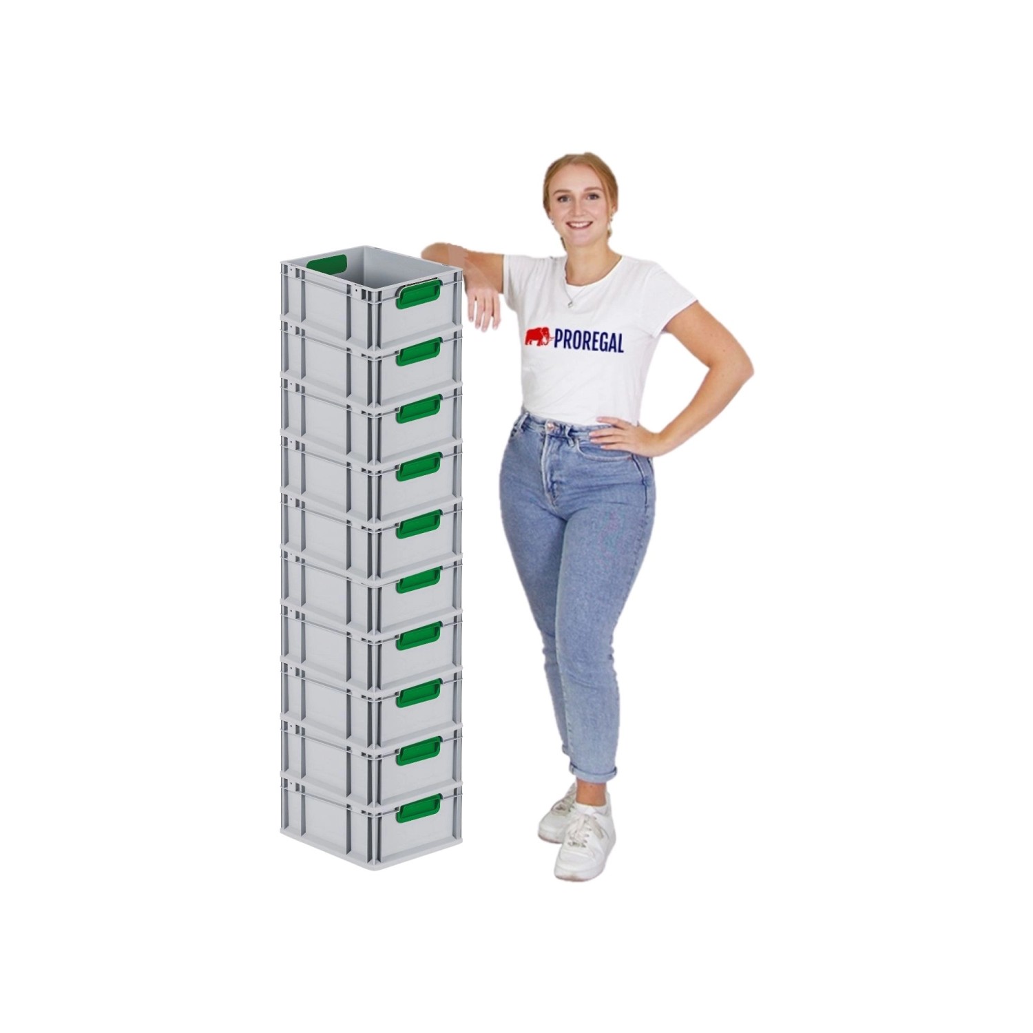 PROREGAL Spar Set: 10 graue Euroboxen mit grünen Griffen und Deckel, gestapelt.