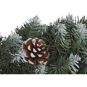 Kunsttannen-Kranz (Ø 45 cm) mit Tannenzapfen und Kunstschnee als Adventsdeko.