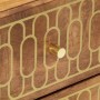 Nachttisch aus Mangoholz mit goldenem Muster und Griff, Detailansicht.