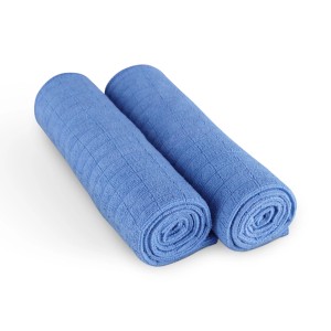 Blaues Bestlivings Microfaser Geschirrtuch 4er-Pack, 65x45 cm, aufgerollt.