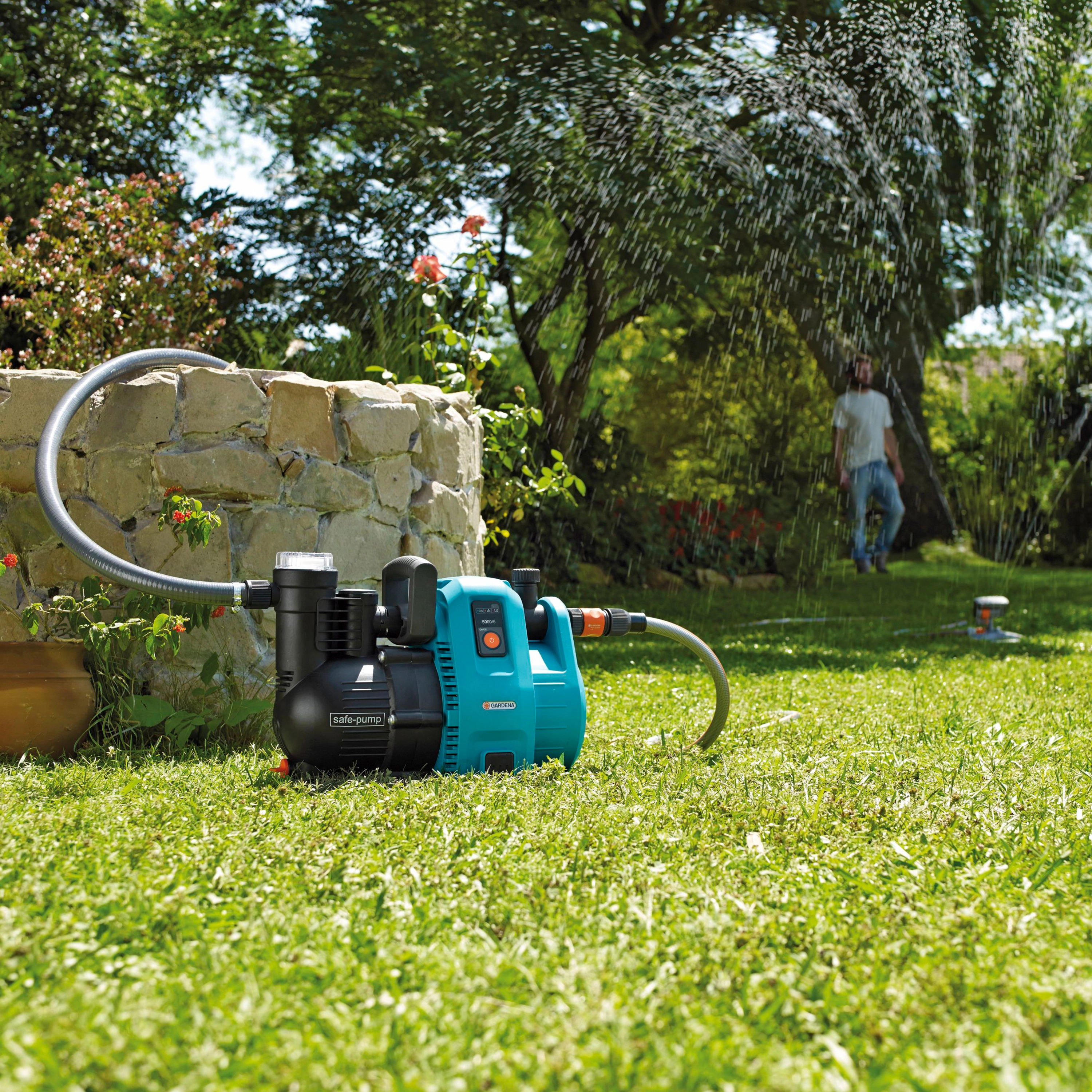 Gardena 5000/5 Garden Electric Pump - 1300W - for Clear Waters - Product  introduction 