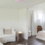 Globo LED Deckenleuchte Sully, Ø 38cm, mit RGB und Dimmfunktion in modernem Wohnraum.