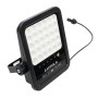 Schwarzer LUXULA LED Solarstrahler mit Akku, 1650 Lumen, kaltweiß, für Garten und Außenbereiche.