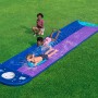 Bestway H2OGO Lunar Launch Wasserrutsche für 2 Personen im Garten mit Kindern beim Rutschen.
