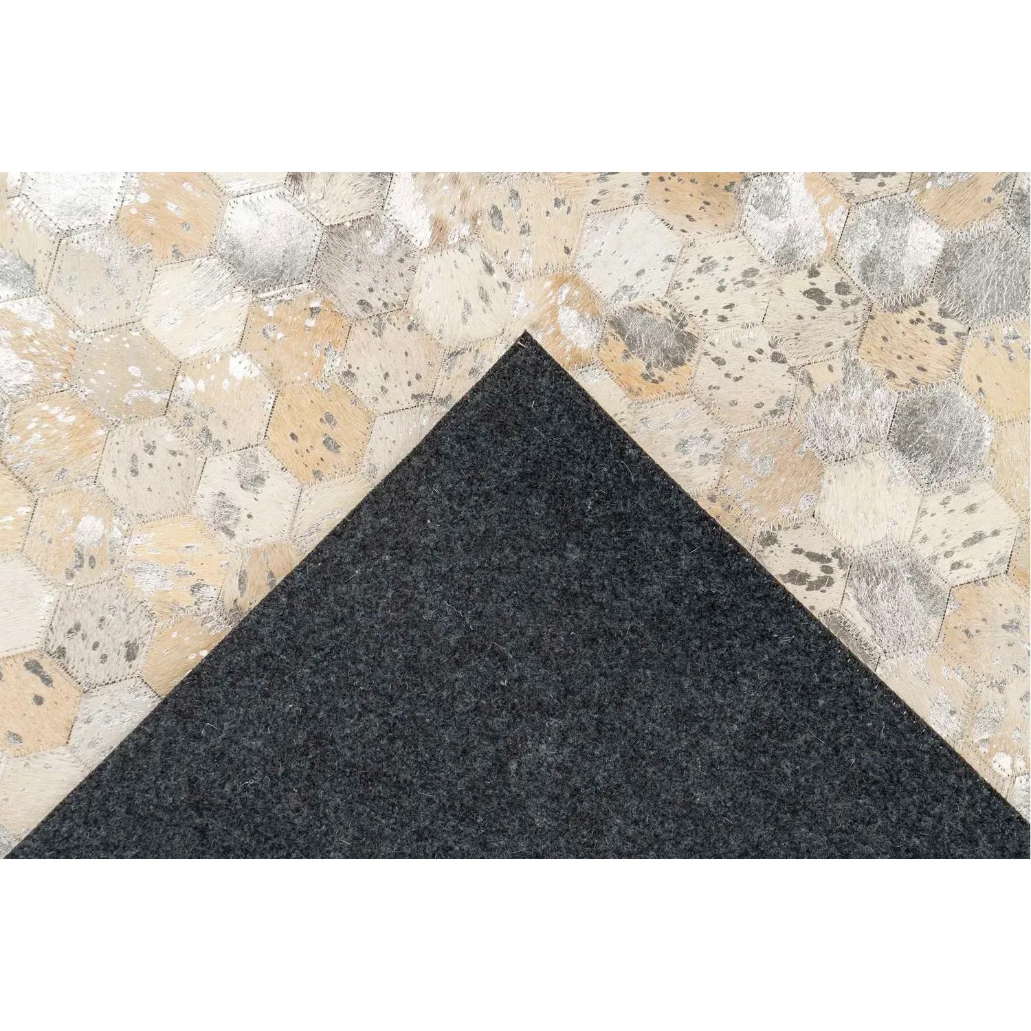 MeGusta Flachflor Teppich Fátima, 160x230 cm, Silber/Leder, Patchwork-Optik, mit Woll-Unterseite.