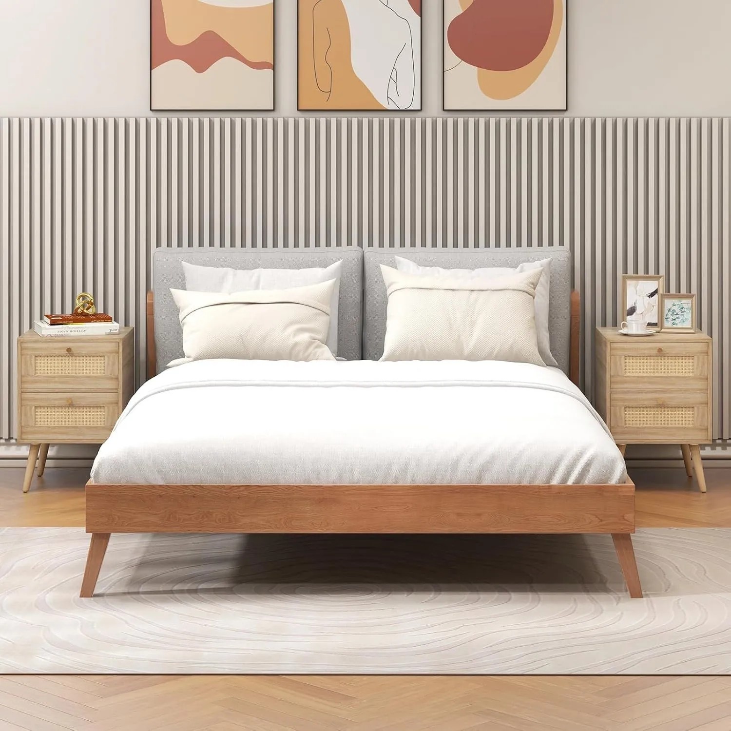 Zwei Costway Nachttische aus hellem Holz mit Rattan-Schubladenfronten, je 2 Schubladen. Modernes Design für Schlafzimmer.