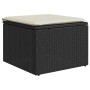 Schwarzer Poly Rattan Hocker mit cremefarbenem Kissen, Teil der vidaXL Garten-Sofagarnitur.
