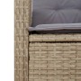 Detailaufnahme: Beige Poly Rattan Gartenmöbel mit hellgrauen Kissen der vidaXL 9-tlg Essgruppe.