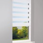 Weißes Vario-Rollo Sedano, 60x150 cm, mit transparenten und blickdichten Streifen am Fenster.
