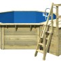 Karibu Holzpool X2 mit blauer Innenhülle und Leiter. Kesseldruckimprägniertes Holz.