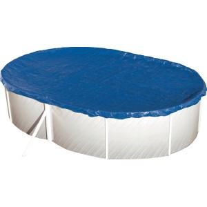 Blaues Steinbach Sommerabdeckplane für Ovalbecken (730x370 cm) auf einem Pool.