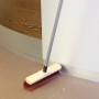 Krallenbesen Haushalt, 30 cm breit, mit Teleskopstiel zum Reinigen von Böden.