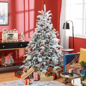 HOMCOM künstlicher Weihnachtsbaum, 180 cm, mit Schnee und roten/goldenen Kugeln vor roter Wand.