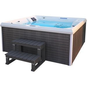 Home Deluxe Whirlpool Stream Big für 5 Personen mit Treppe und anthrazitfarbener WPC-Verkleidung.