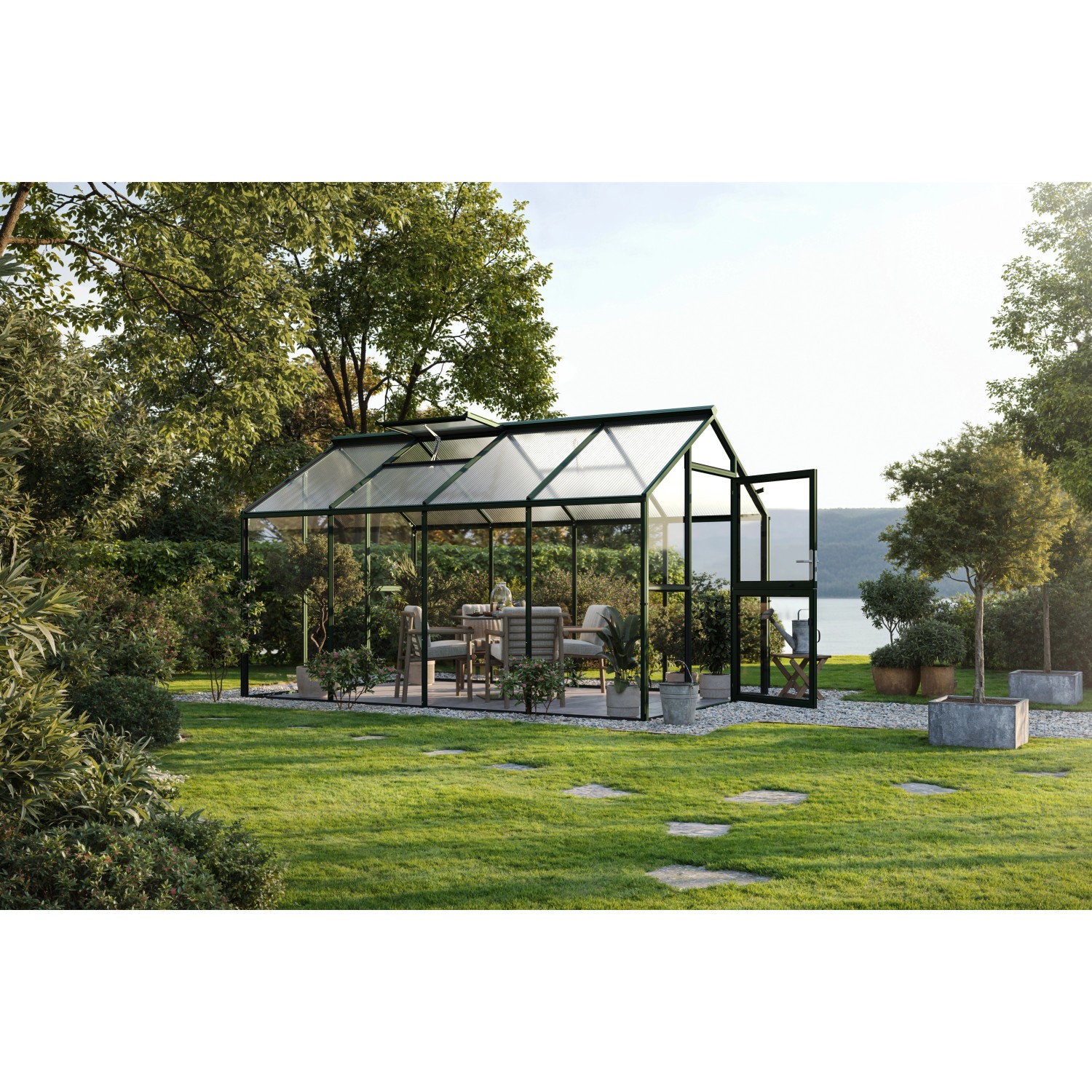 KGT Gewächshaus Novum IV, tannengrün, 11,14 m², mit geöffneter Tür im Garten.