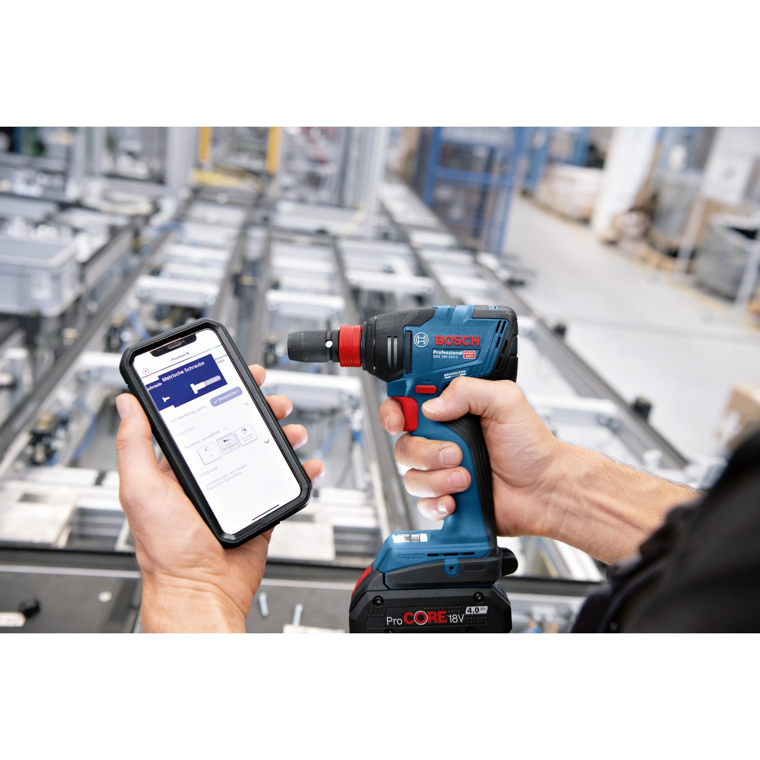 Bosch Professional Akku-Drehschlagschrauber GDX 18V-210 C mit Smartphone-App.