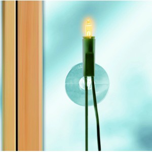 Fackelmann Saughaken an Fensterscheibe befestigt, für Handtücher oder Deko.